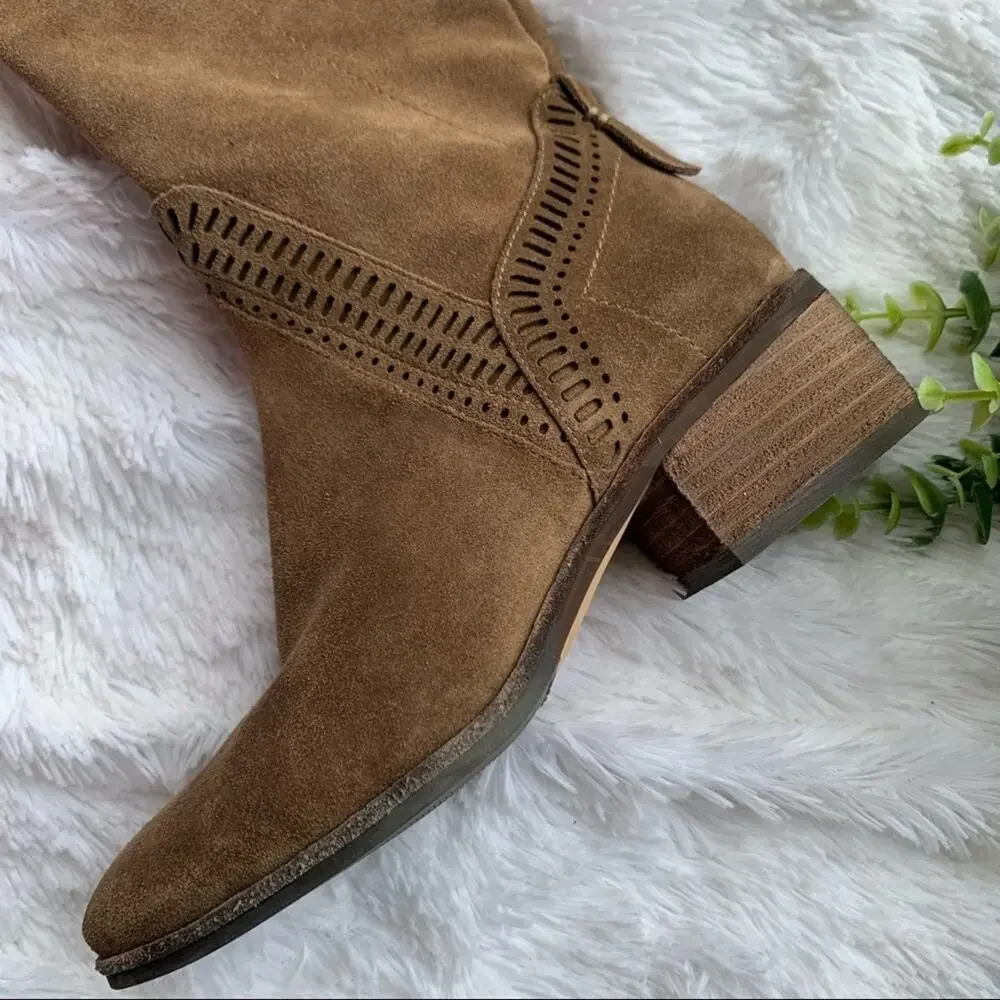 Vince Camuto | New In Box Size 6 Camel Karinda Leather Boots